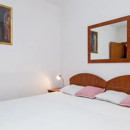 Apartment Apartments Lepur